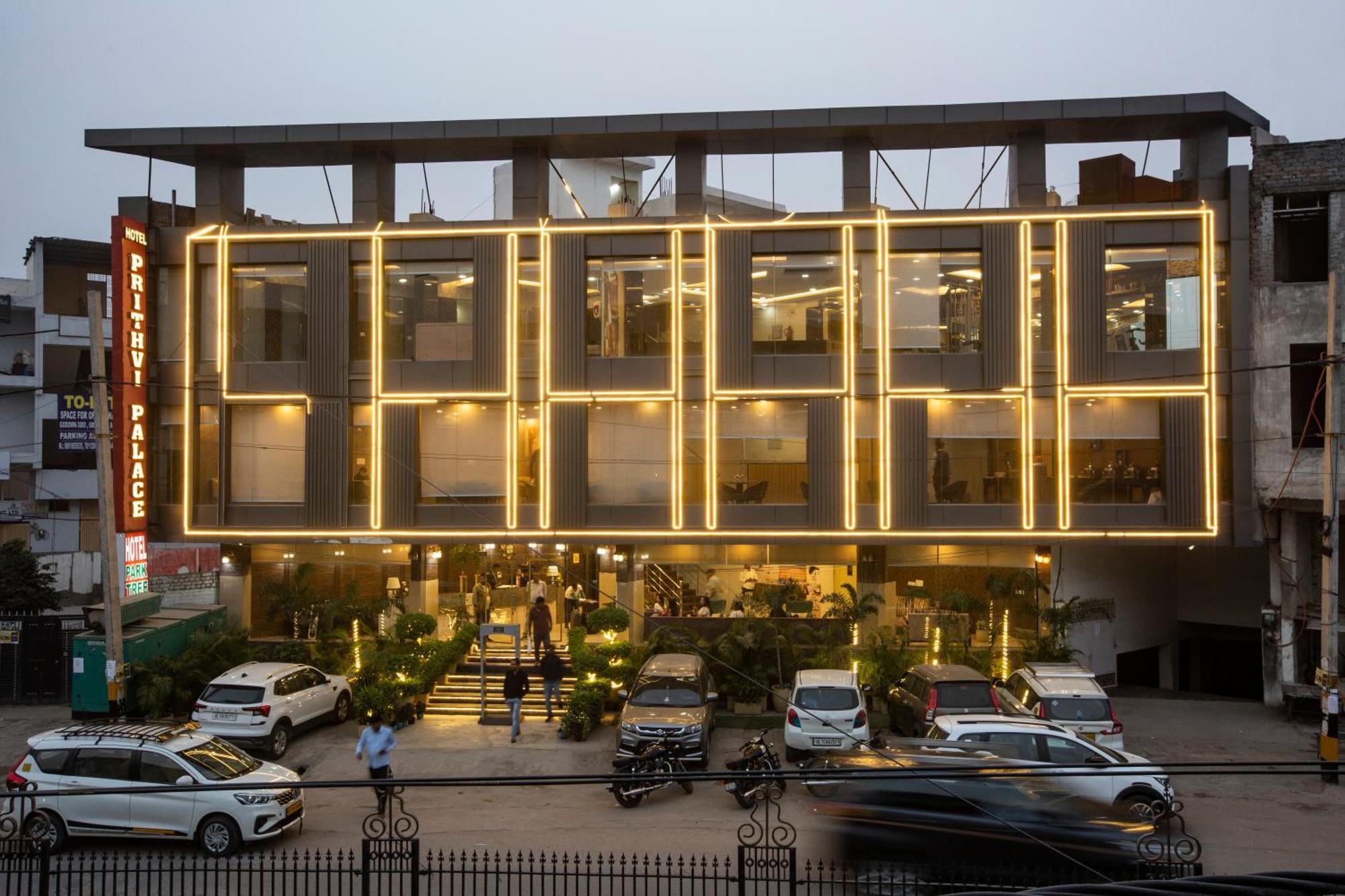Hotel Prithvi-Raj Near Delhi Airport Neu-Delhi Exterior foto