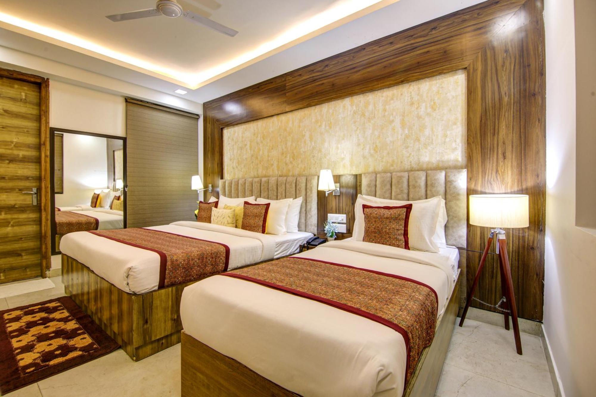 Hotel Prithvi-Raj Near Delhi Airport Neu-Delhi Exterior foto