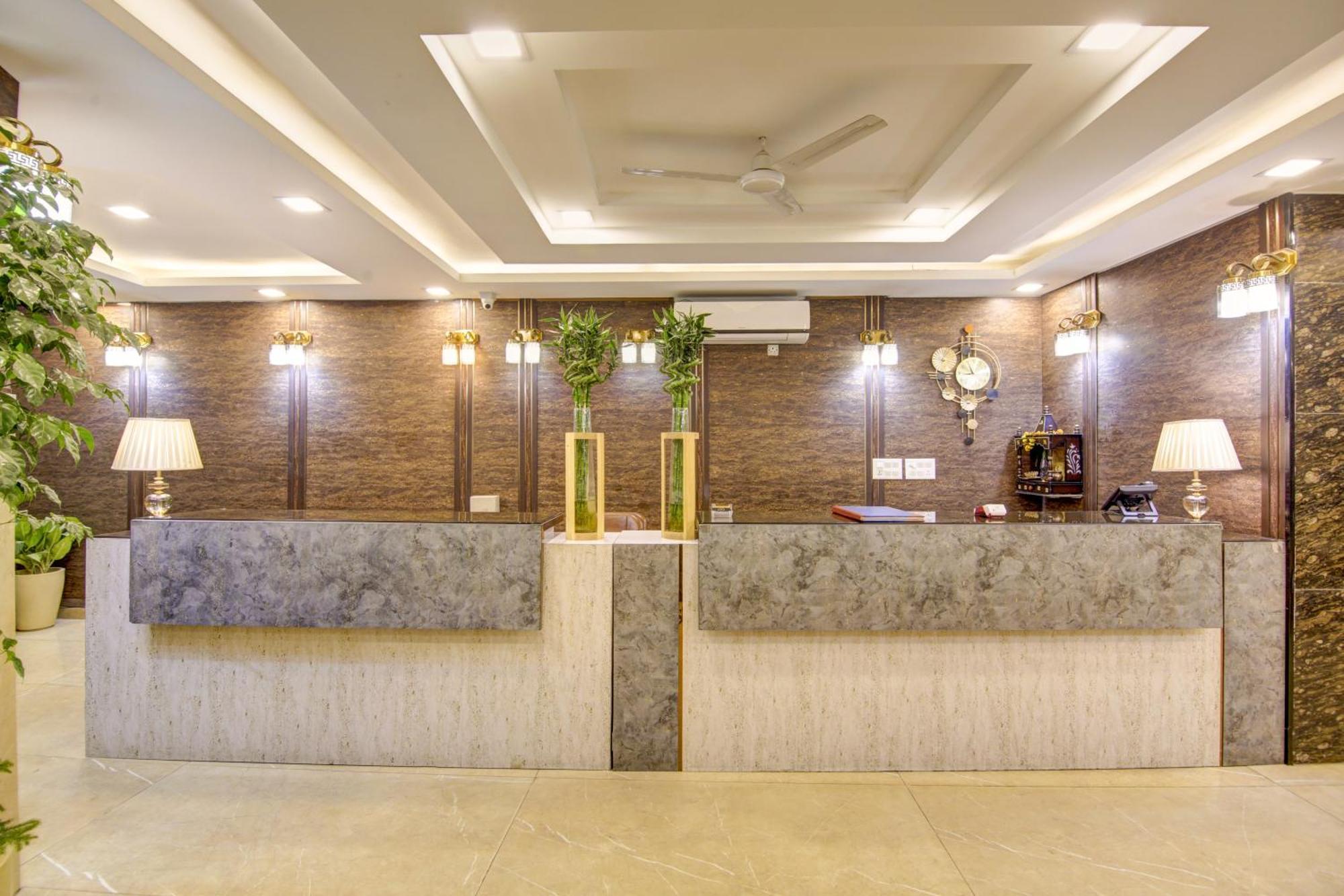 Hotel Prithvi-Raj Near Delhi Airport Neu-Delhi Exterior foto