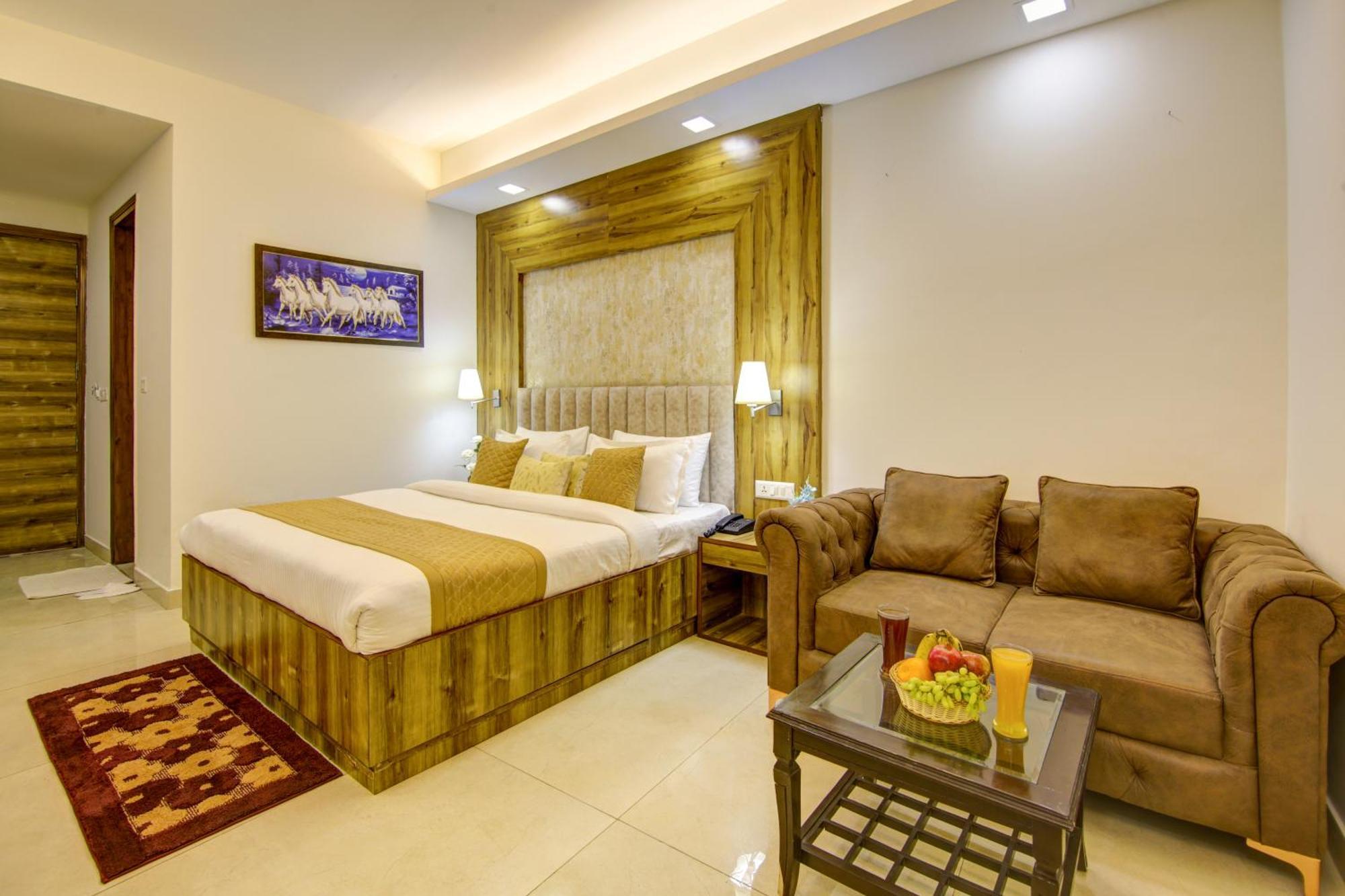 Hotel Prithvi-Raj Near Delhi Airport Neu-Delhi Exterior foto