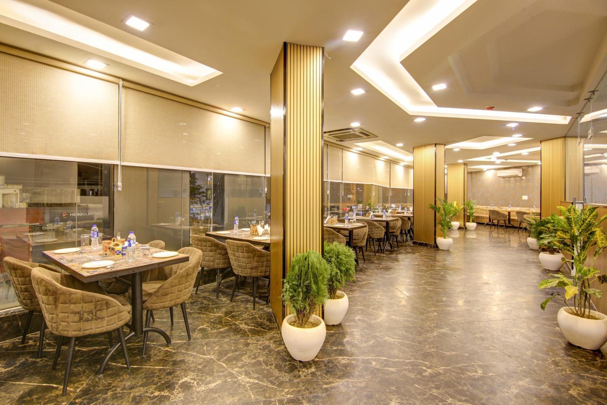 Hotel Prithvi-Raj Near Delhi Airport Neu-Delhi Exterior foto